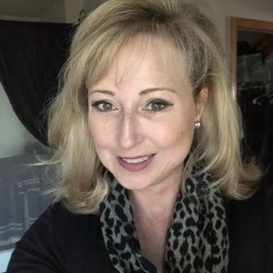 Meet your Posher, Christy